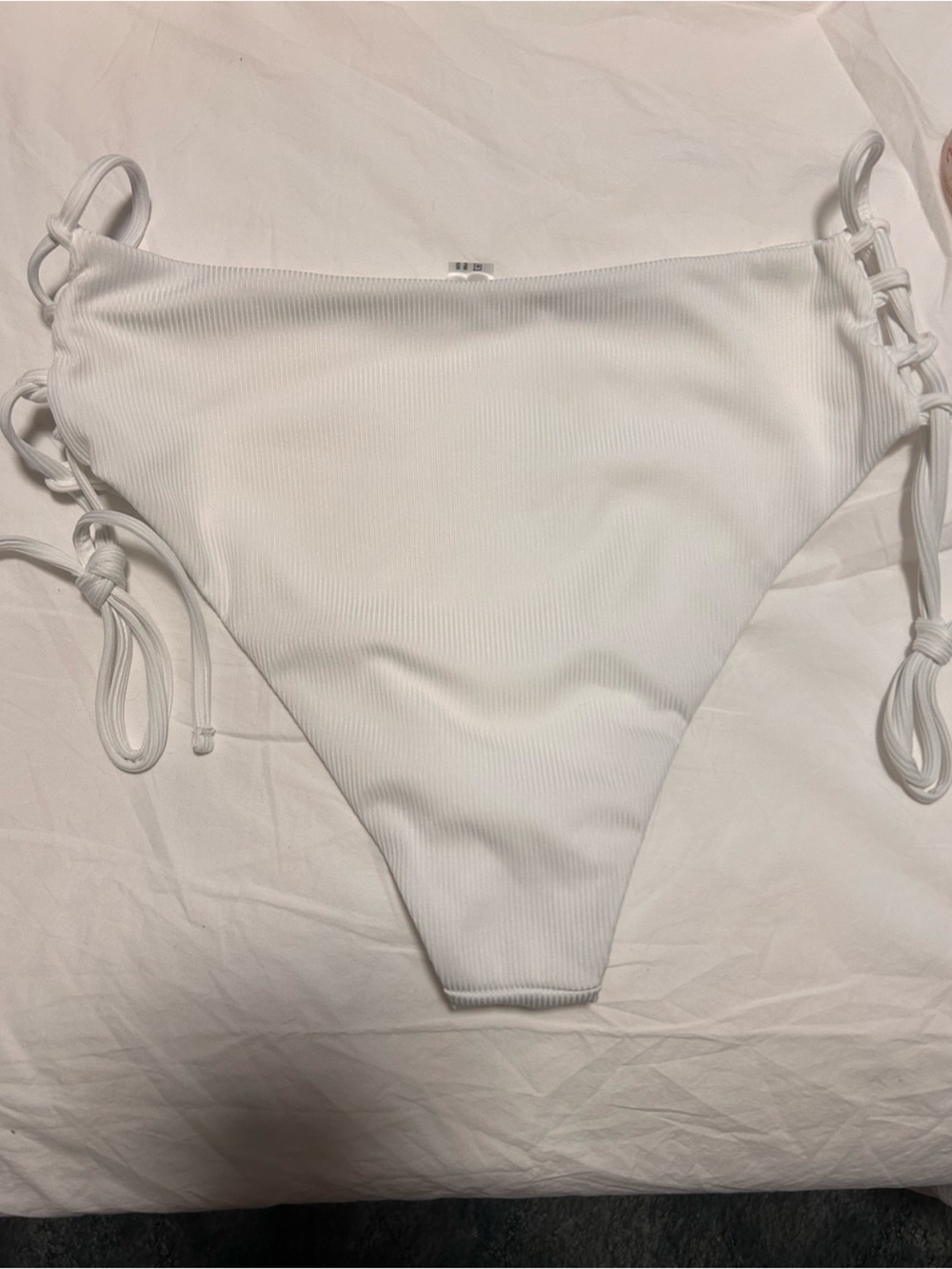 NWT Ribbed adjustable white bikini - Picture 8 of 9